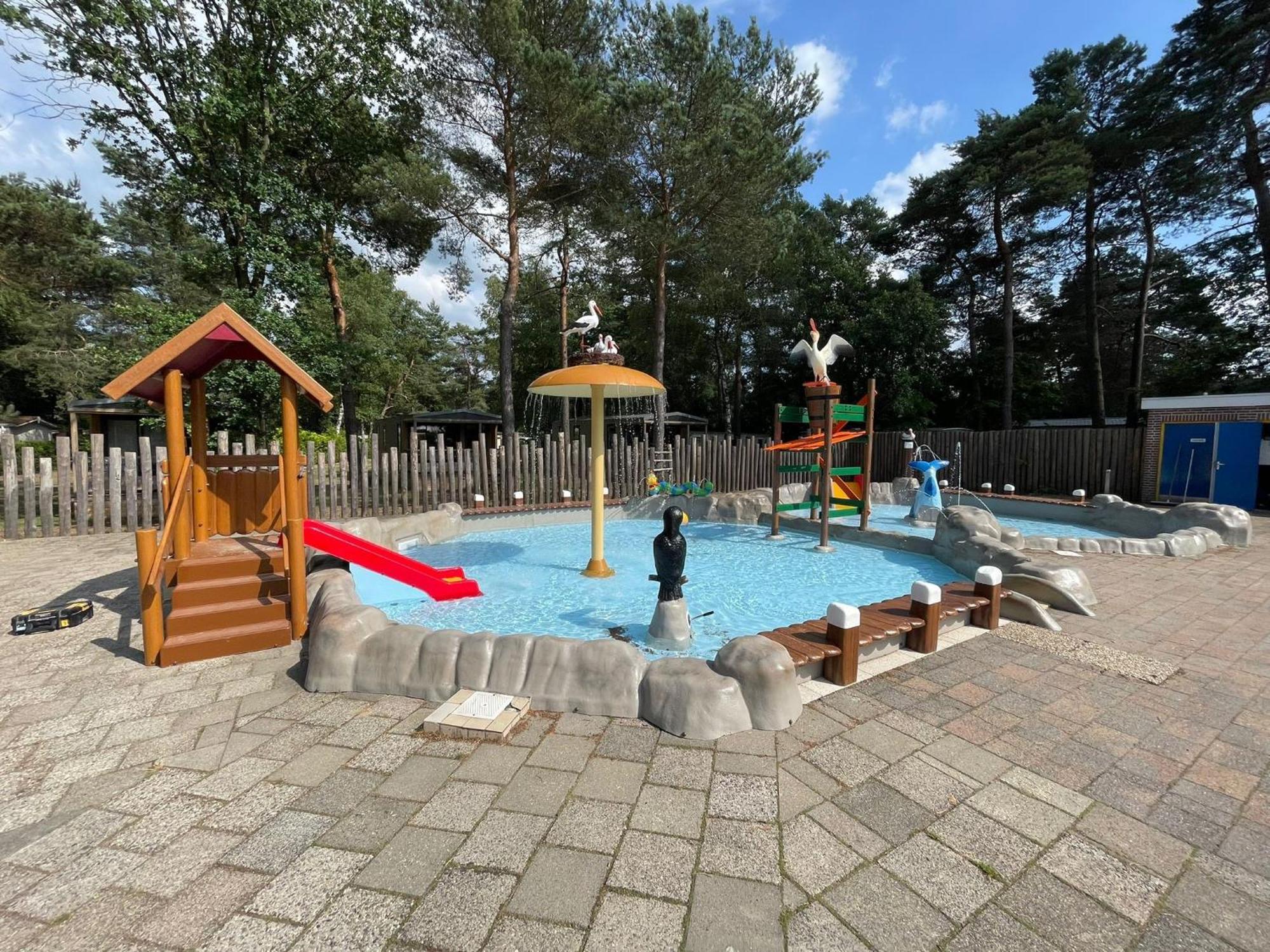 Vakantiepark Hertenhorst Beekbergen Exterior foto